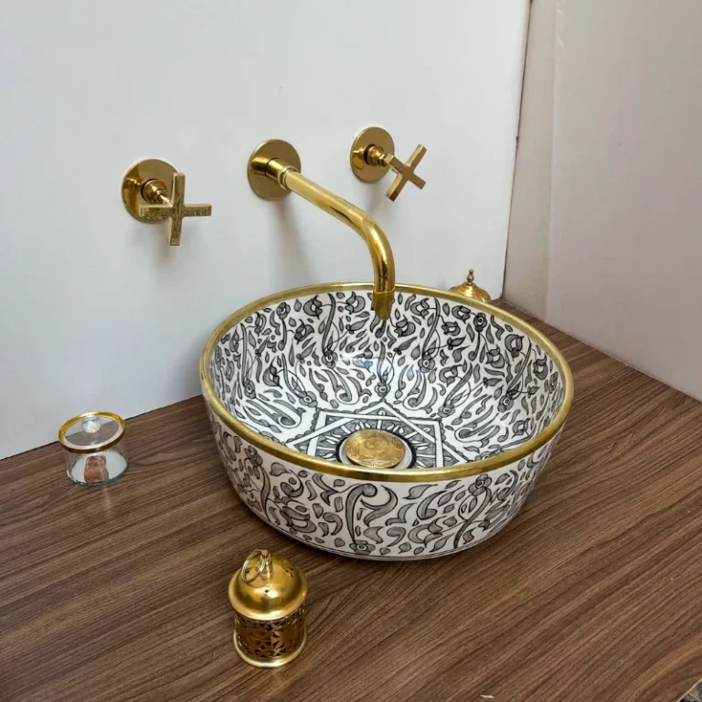 Le vasque Ornement Noir